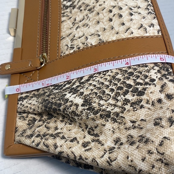NINE WEST snakeskin print clutch canvas purse - Picture 16 of 16